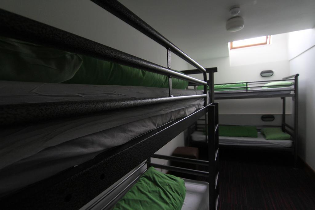 Yha Medway Hostel Джилингам Екстериор снимка